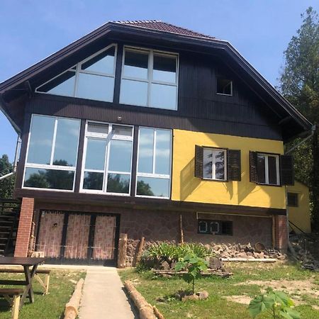 R&B Vendégház Balatonakarattya Exterior foto